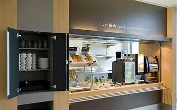 Saint-etienne La Terrasse 2* 圣普斯特恩耶尔